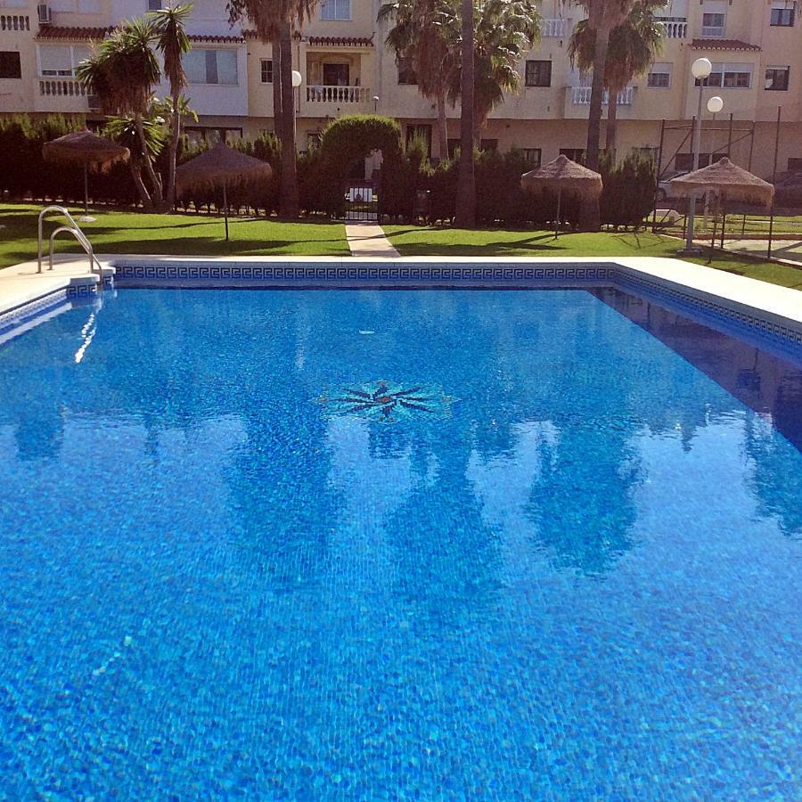 Piso Torre Del Mar Apartment Ngoại thất bức ảnh